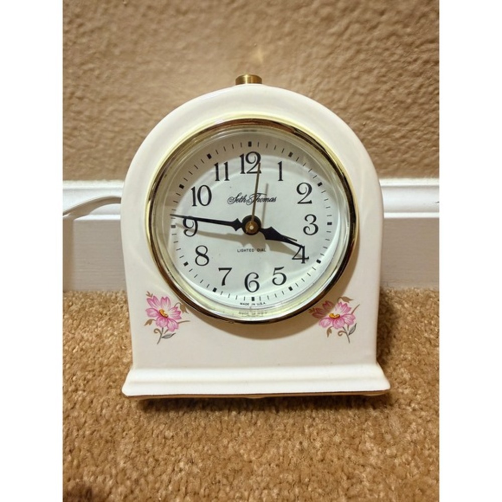 Seth Thomas Lighted Dial Alarm Clock White Floral Base Vintage Tabletop